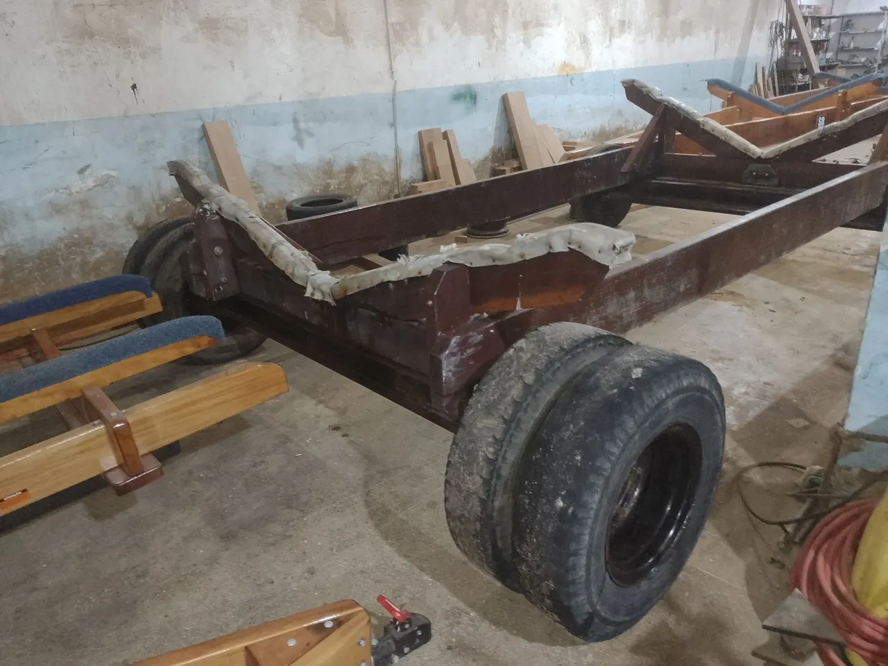 Carreta encalhe para Barco/lancha Bayliner 35