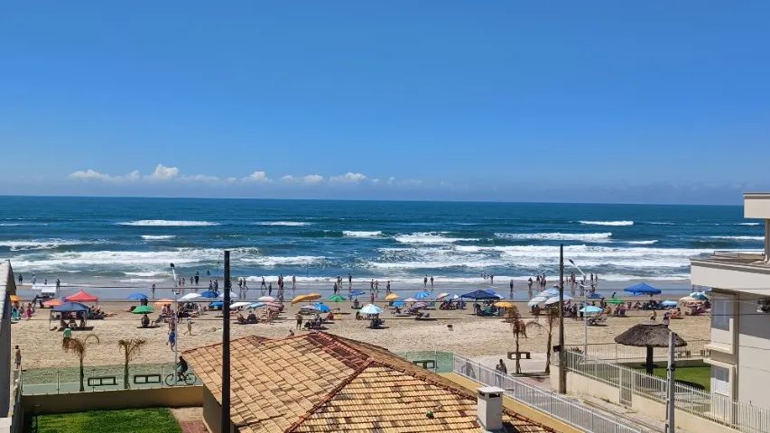 Apartamento de frente para o mar no Centro de Arroio do Silva 