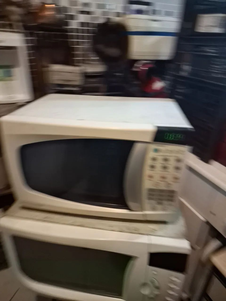 Micro-ondas Electrolux e outro - Foto 4