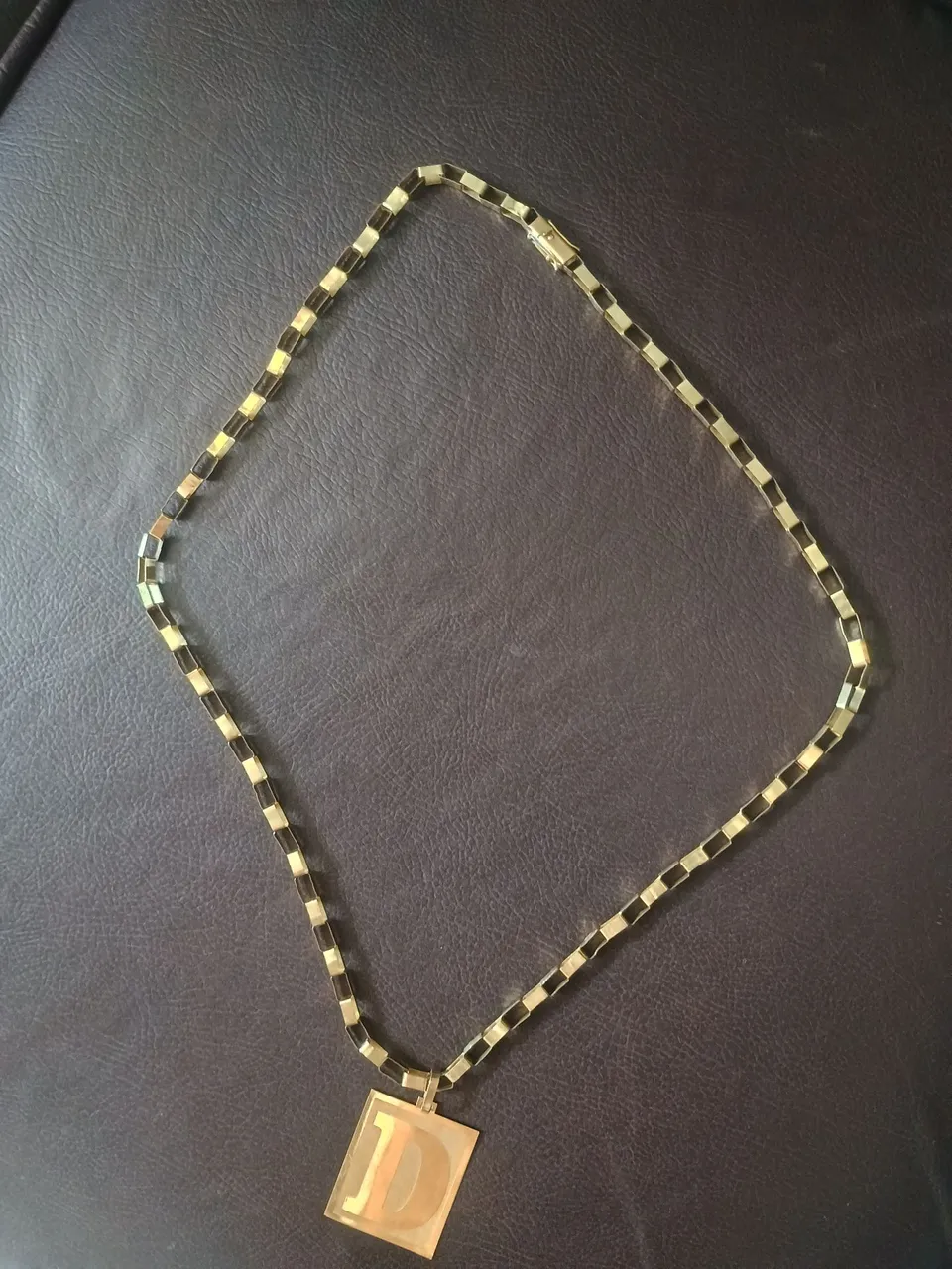 Corrente em ouro