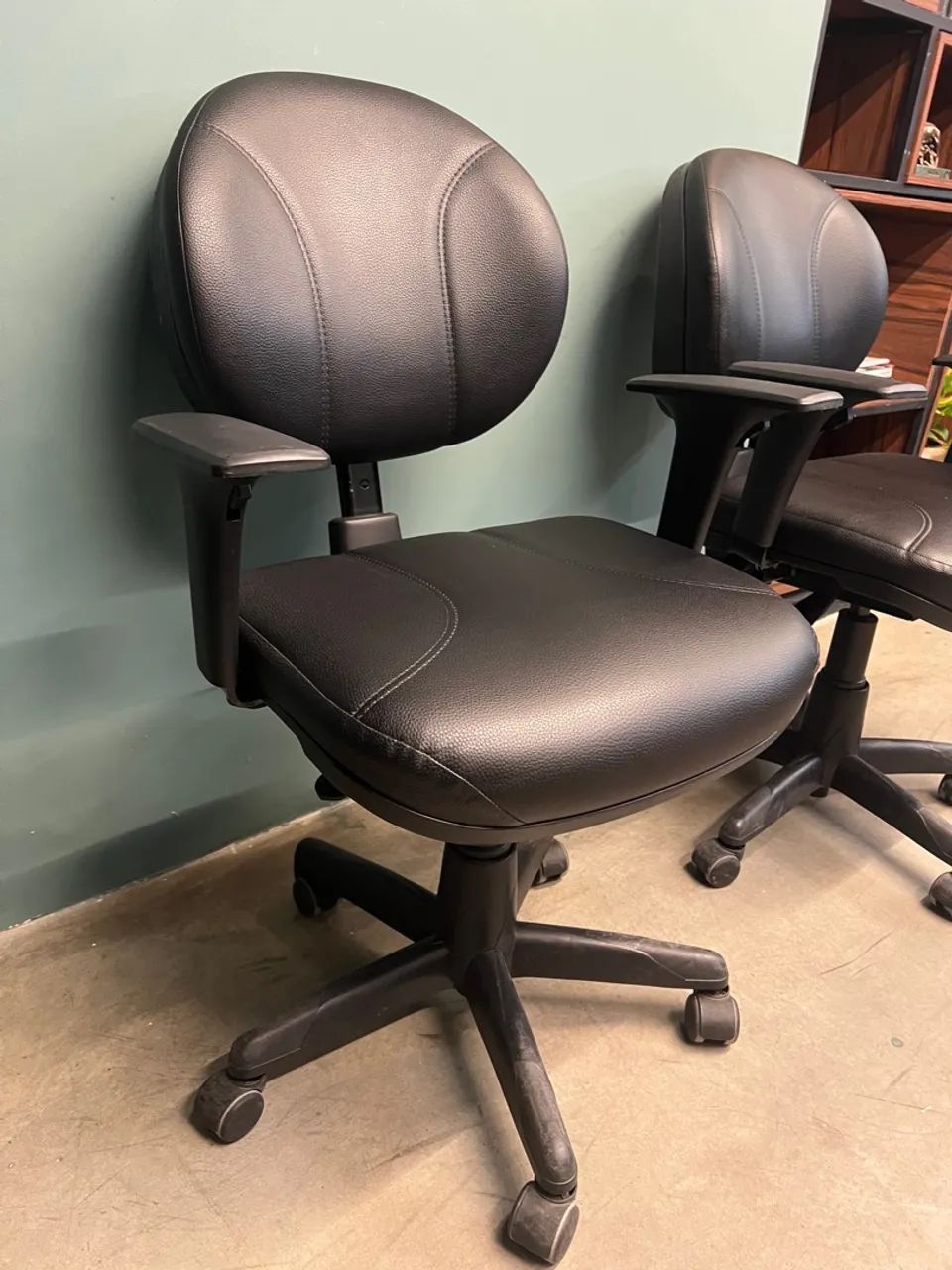 Cadeira ergonômica para escritório 