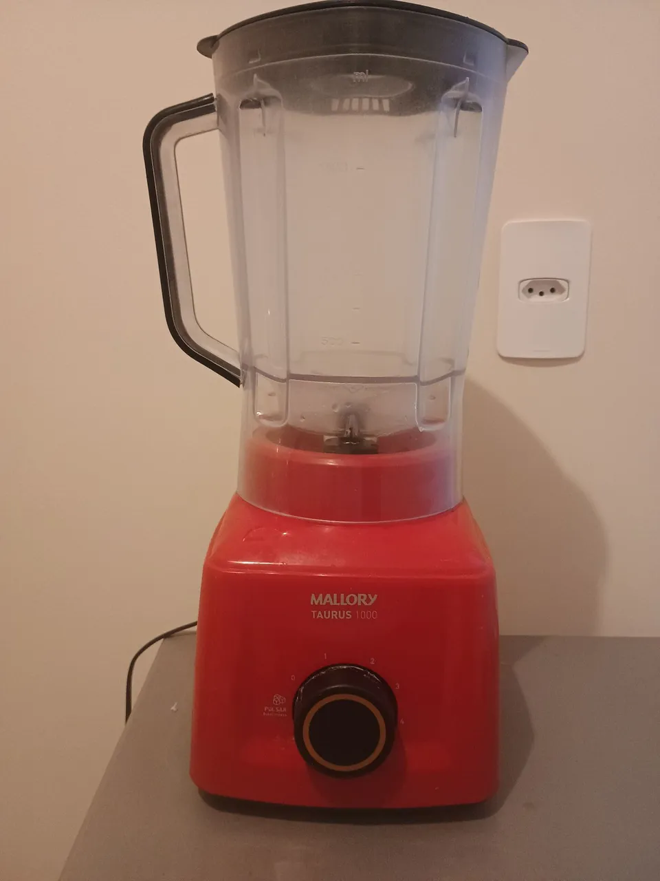 Liquidificador Mallory Taurus 1000 - Vermelho
