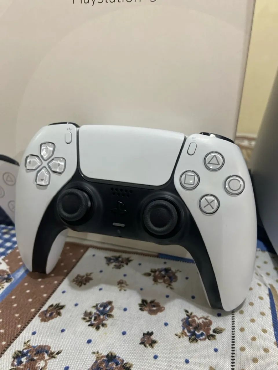 Playstation 5 - usado - em perfeito estado.  - Foto 2