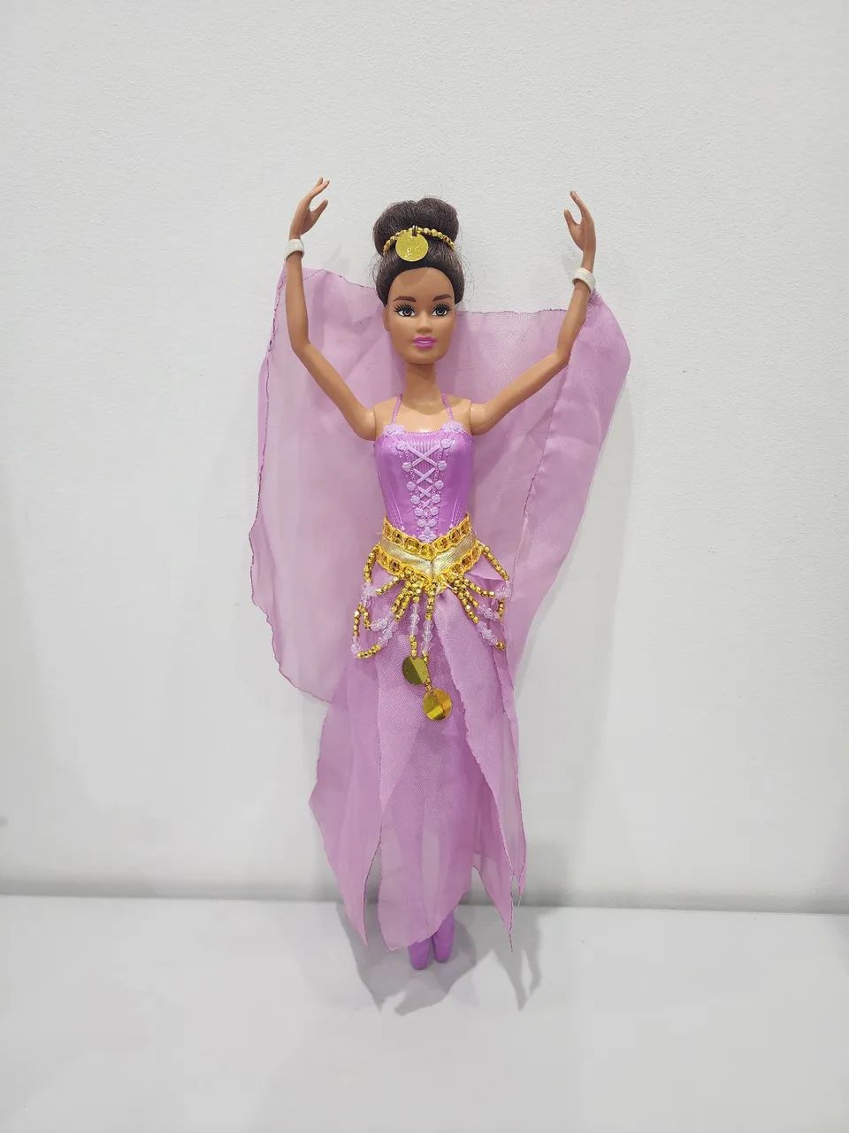 Boneca Barbie com roupa de Odalisca 
