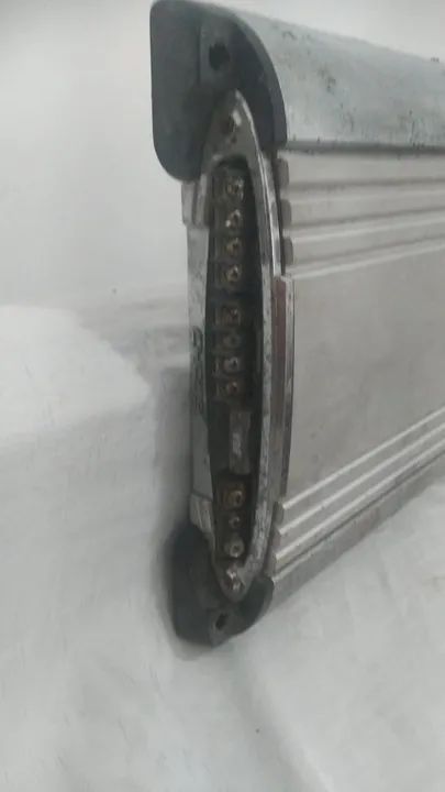 Modulo de Potência Boss CH1000 - 2400w - Foto 4