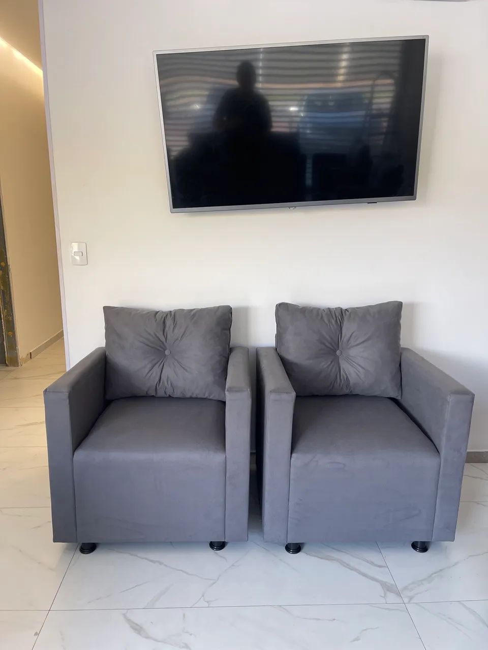 Poltrona 1 lug c/ ALMOFADA, forte e CONFORTÁVEL Novas ! Pague na ENTREGA