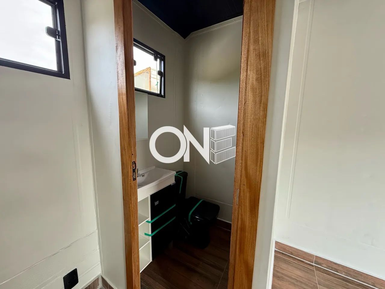 Espaço comercial em container - Foto 2