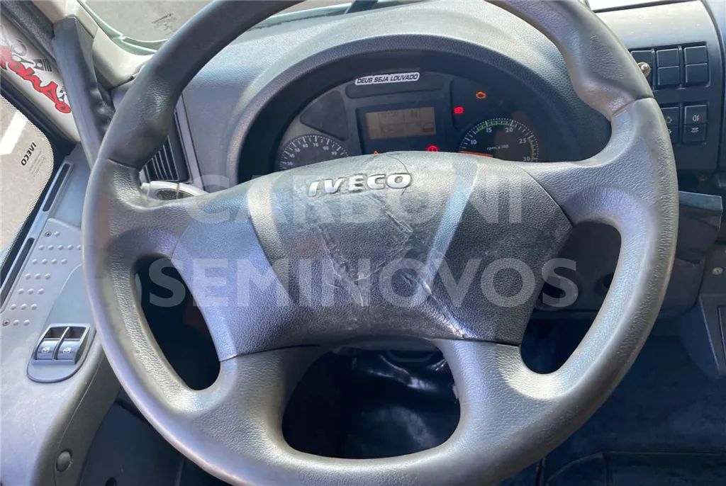 IVECO TECTOR 310E30CE 8X2 2017/2018 - Foto 7