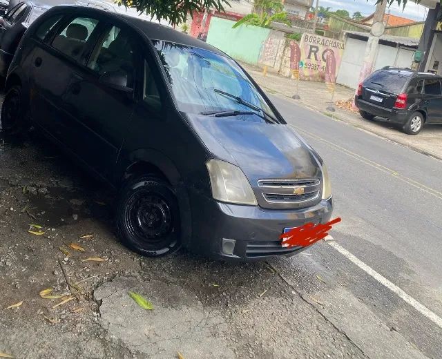 Meriva ano 2003, motor 1.8 8v