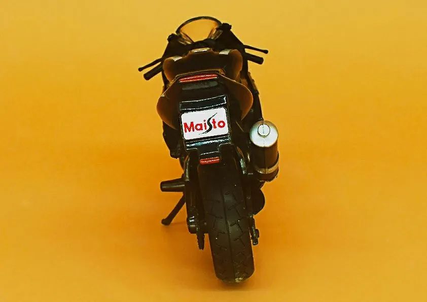 Miniatura da Moto Speed - Yamaha R1  - Foto 4