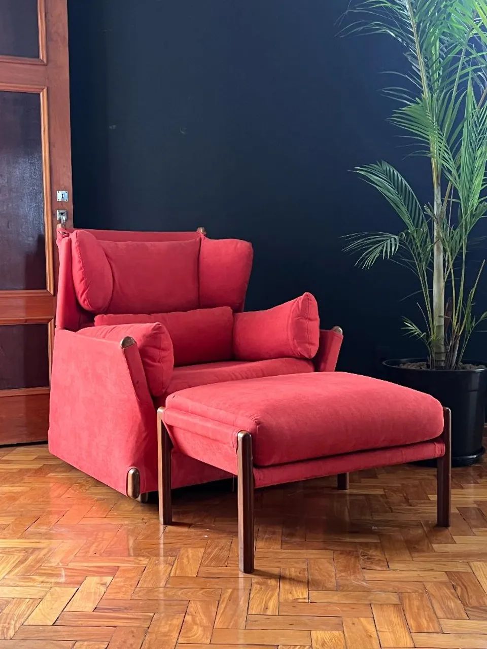 Maxi Armchair and Puff, 1970s Design64728843040002123