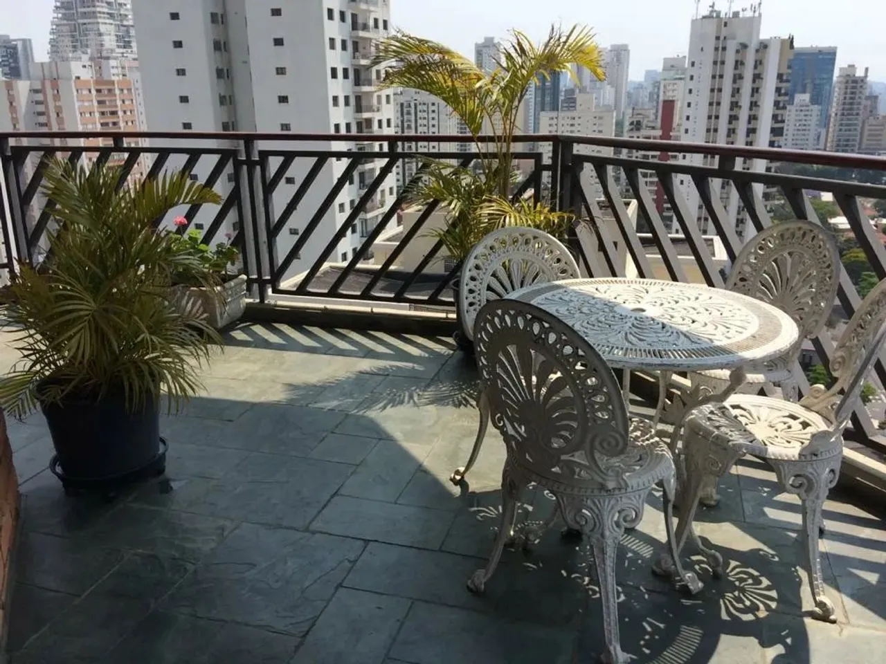 Apartamento no Campo Belo, 216m², 4 dormitórios.