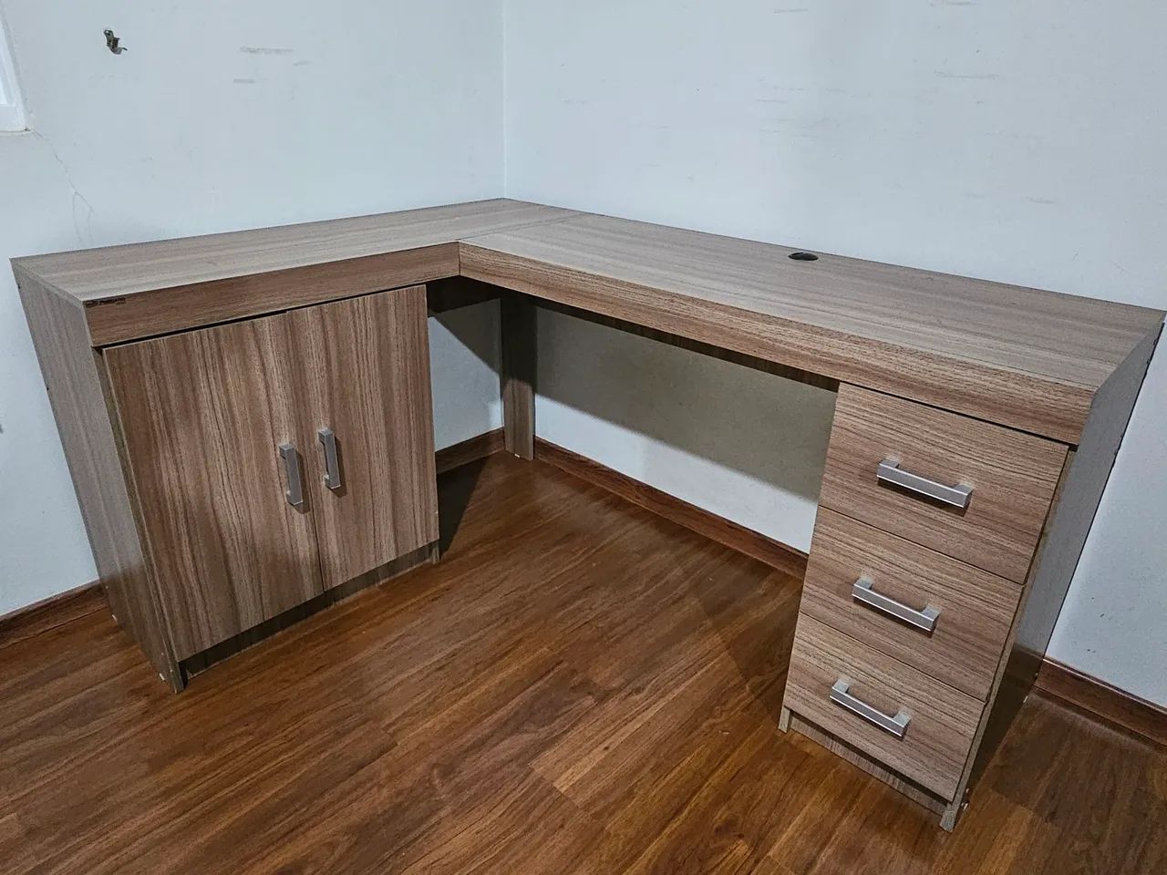 Escrivaninha Seminova64276681352833120