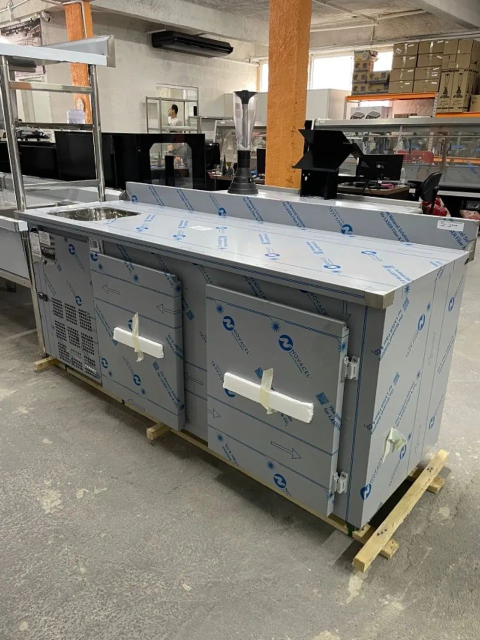 Balcão Refrigerado 2m com cuba Gelopar 