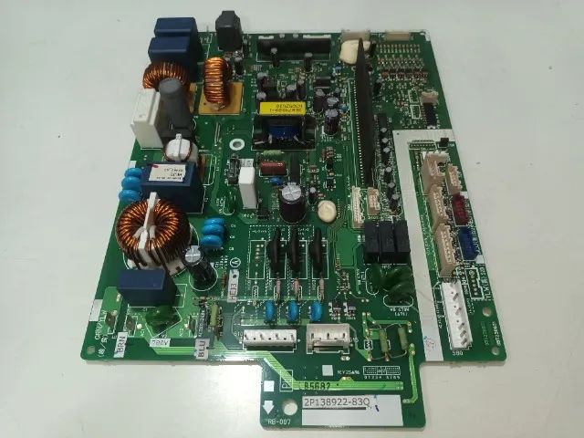Placa para Condensadora - Daikin (2P138922-83Q)