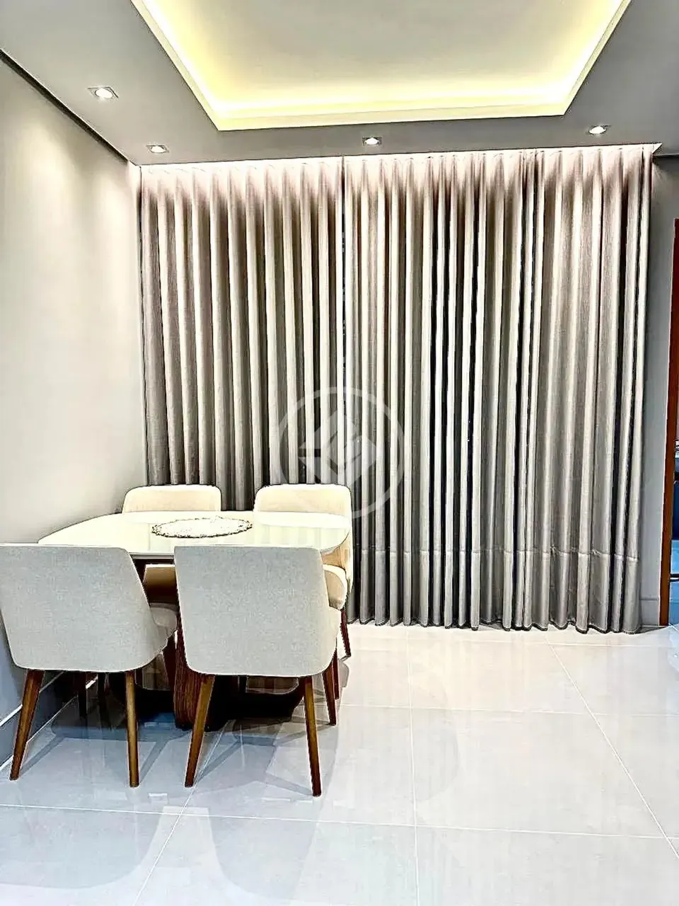 Apartamento todo reformado no condomínio codigo: 113998