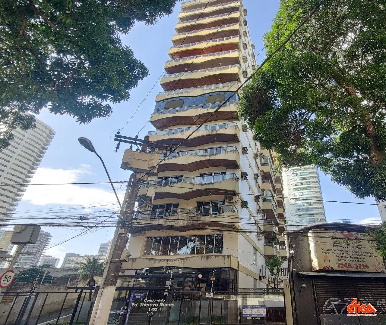 Ed. Thereza Nunes na Jose Malcher apto 04 quartos s/ 03 suítes 02 vagas