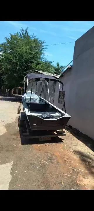 Vendo barco com capota toldo