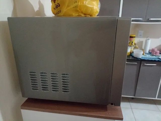 MICROONDAS NOVÍSSIMO!!! COMPRADO EM DEZEMBRO 2024 POUCO USADO - SEM NENHUM PROBLEMA  - Foto 3