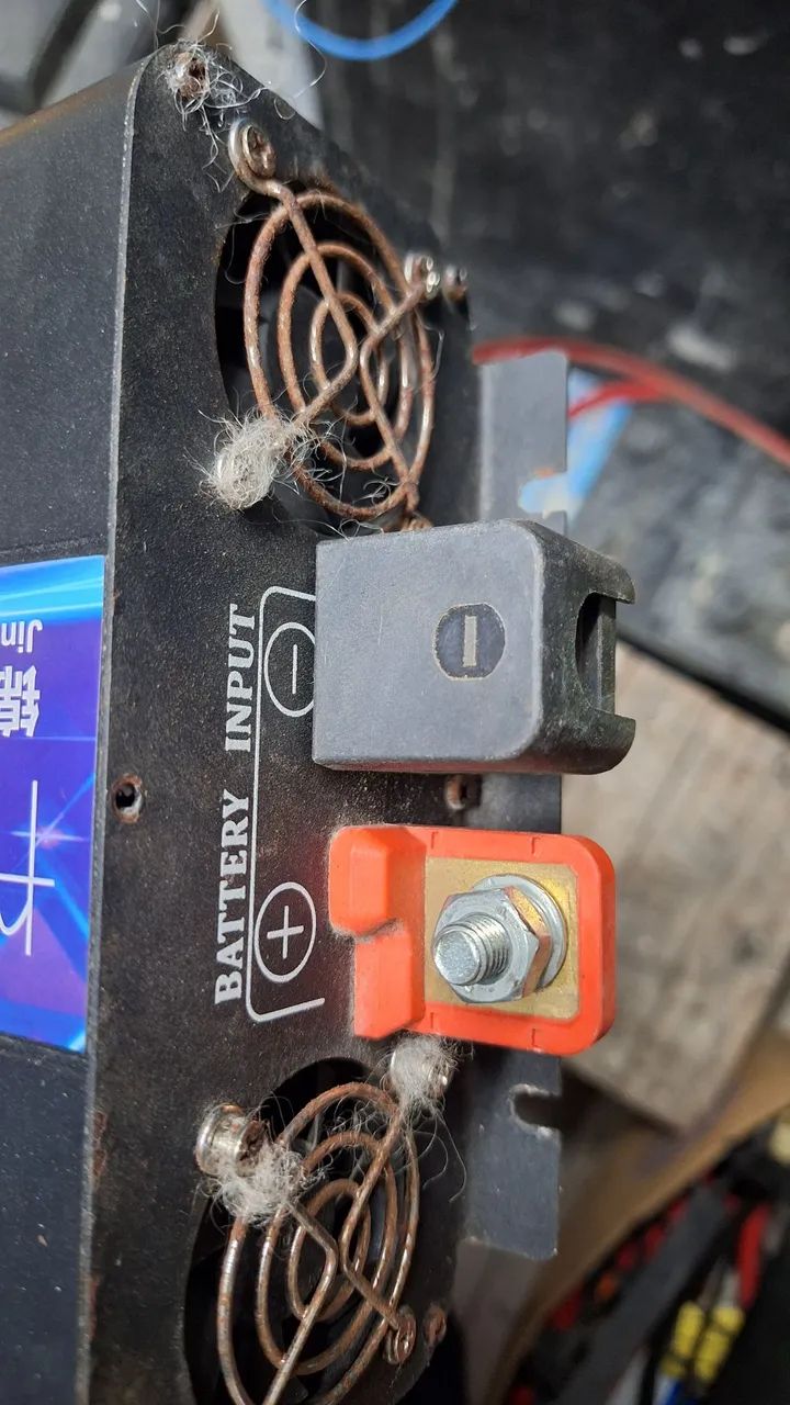 Sistema solar off grid 64573572835458123