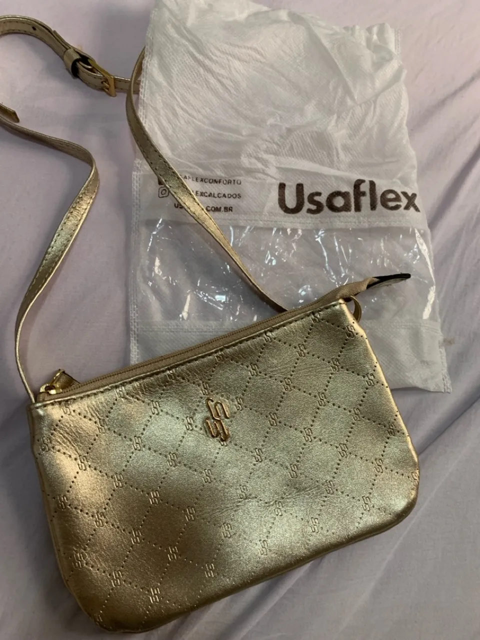 Bolsa Usaflex Dourada pequena nova