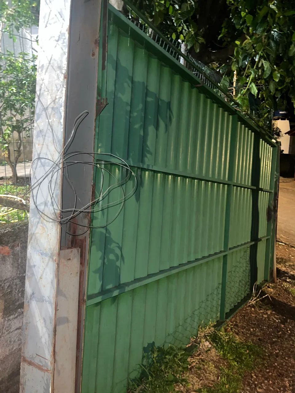 4.92L X 2.38 Elevating Gate with Motor64397050328067121