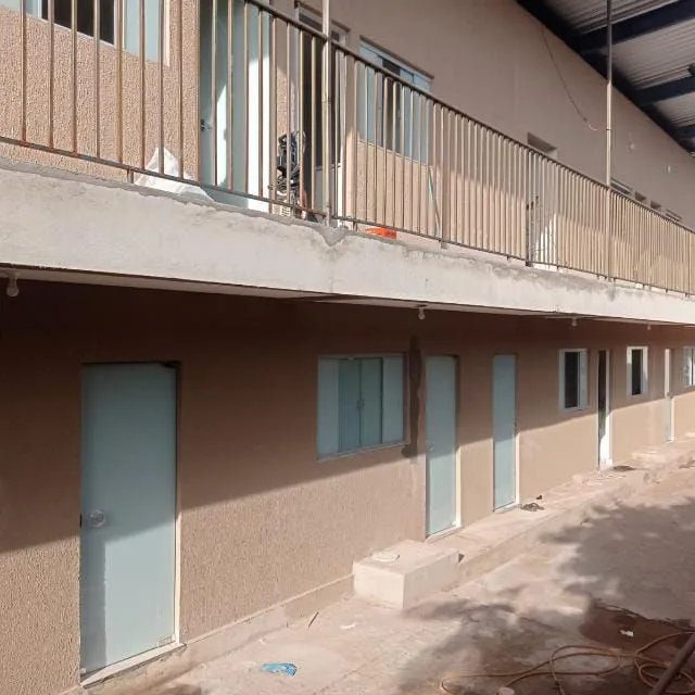 Alugo casa 2 quartos em condomínio