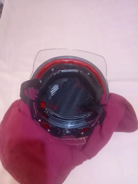 Capacete de Bombeiro Hércules nunca usado. - Foto 2