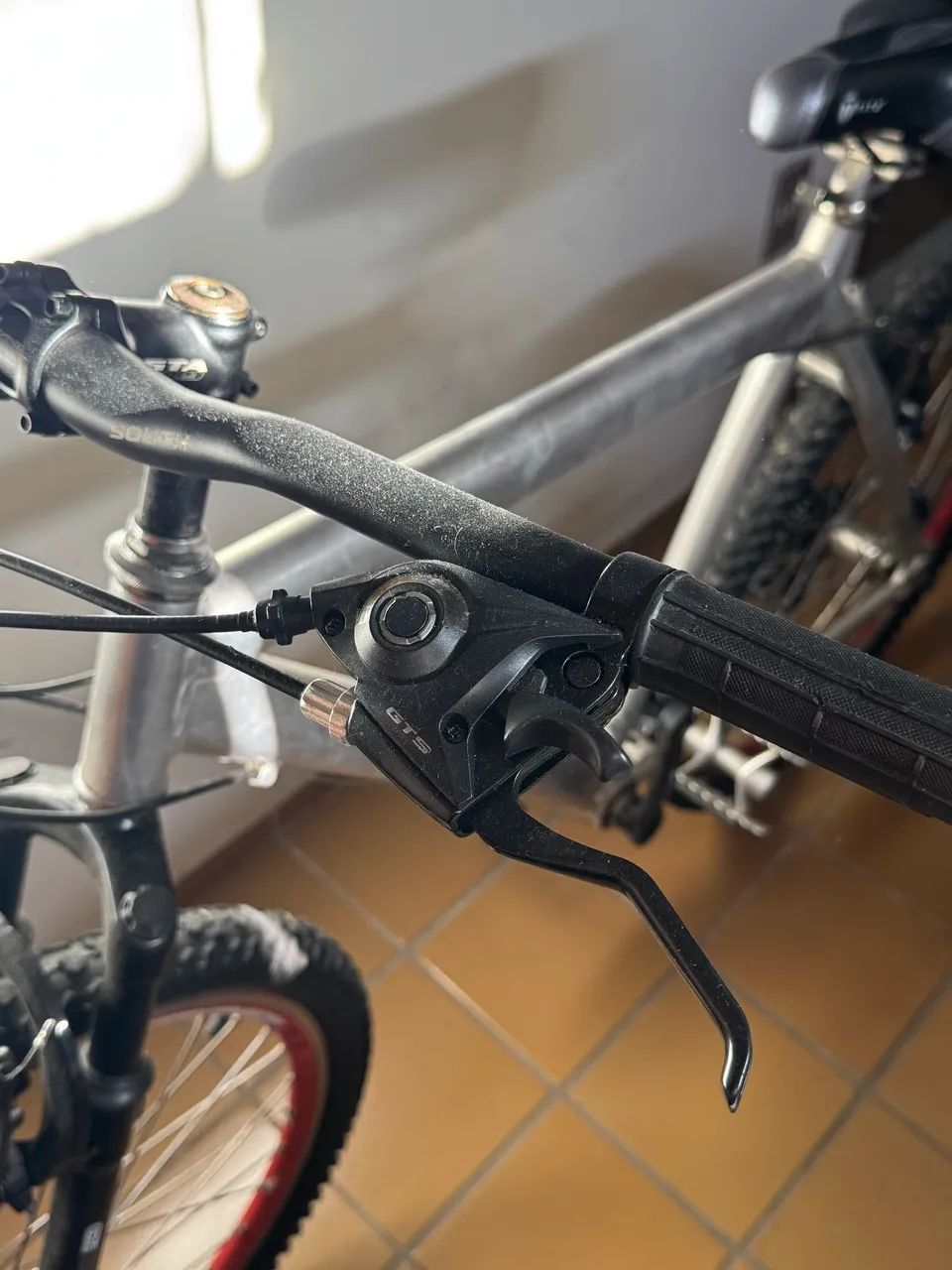 BICICLETA QUADRO DE ALUMÍNIO  - Foto 2