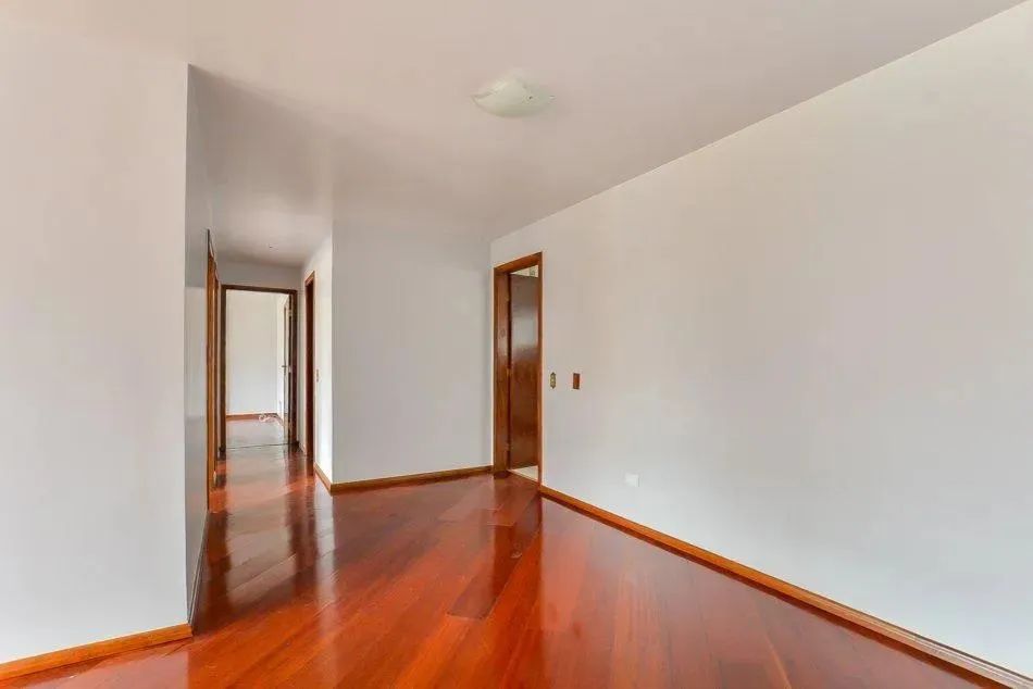Locação de apartamento com 03 dormitórios, sendo 01 suíte no Portão - Foto 4