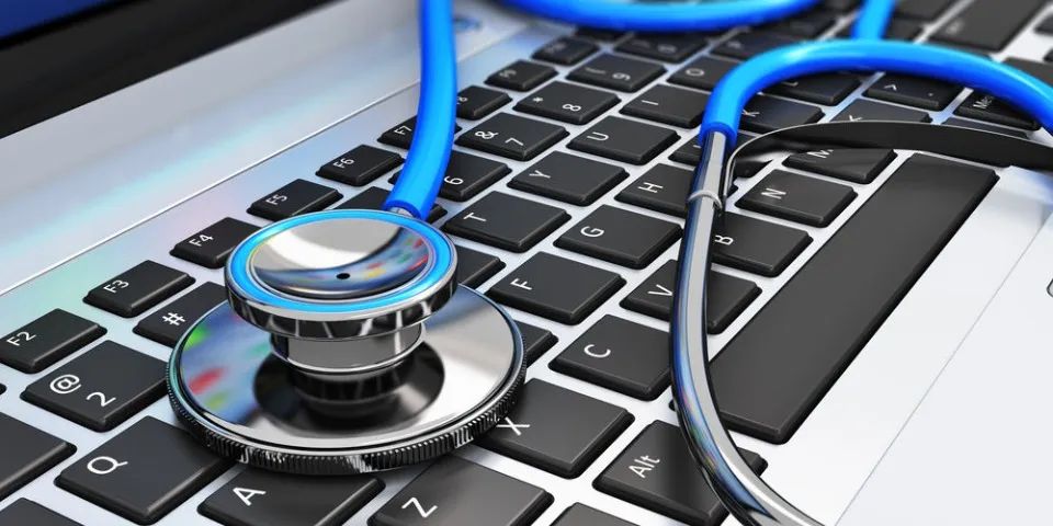 Técnico em Informática | 30+ Anos de Experiência Técnica..
