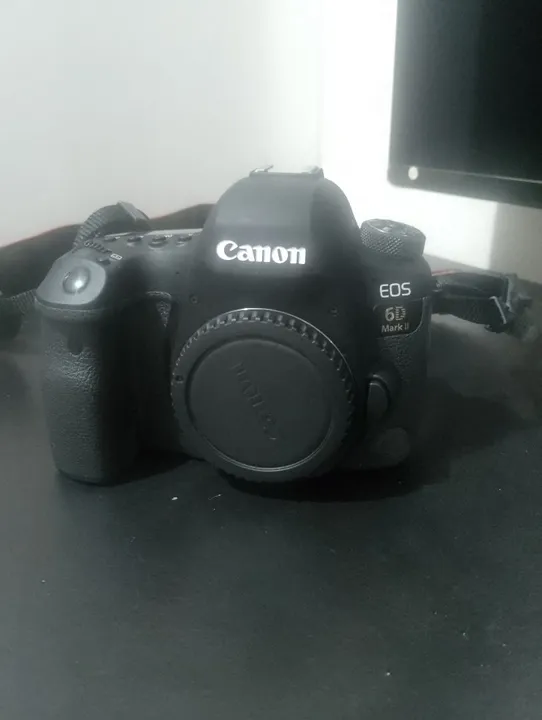 Câmera Canon EOS 6D Mark 2