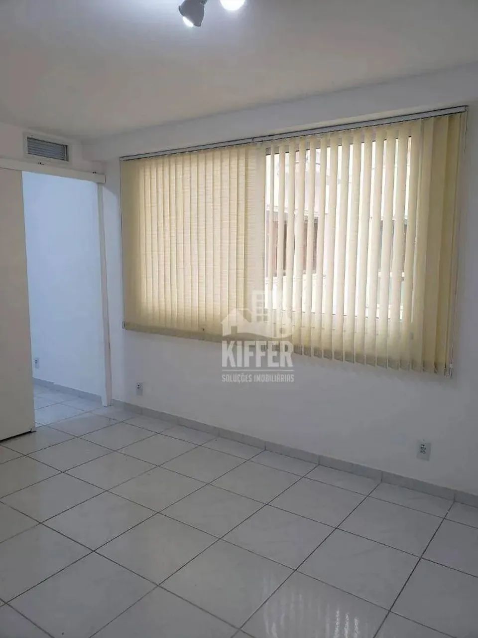 Sala Comercial no Centro de Niterói 27m² Andar Alto e Silenciosa - Foto 5