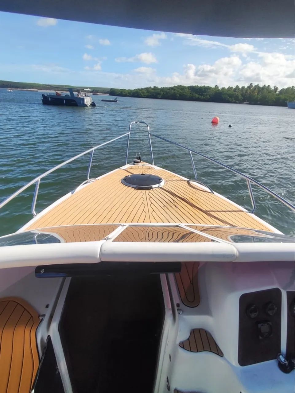Lancha cabinada - Foto 9