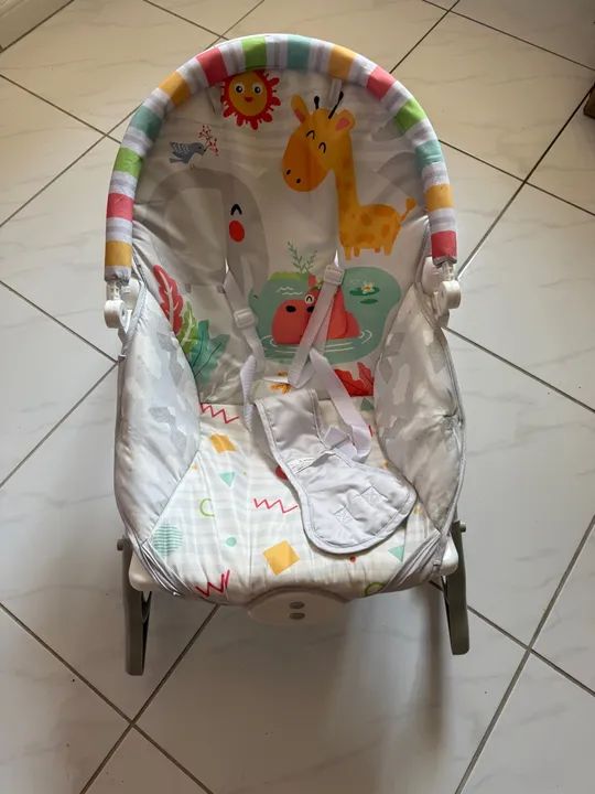 Cadeira de ninar bebê 