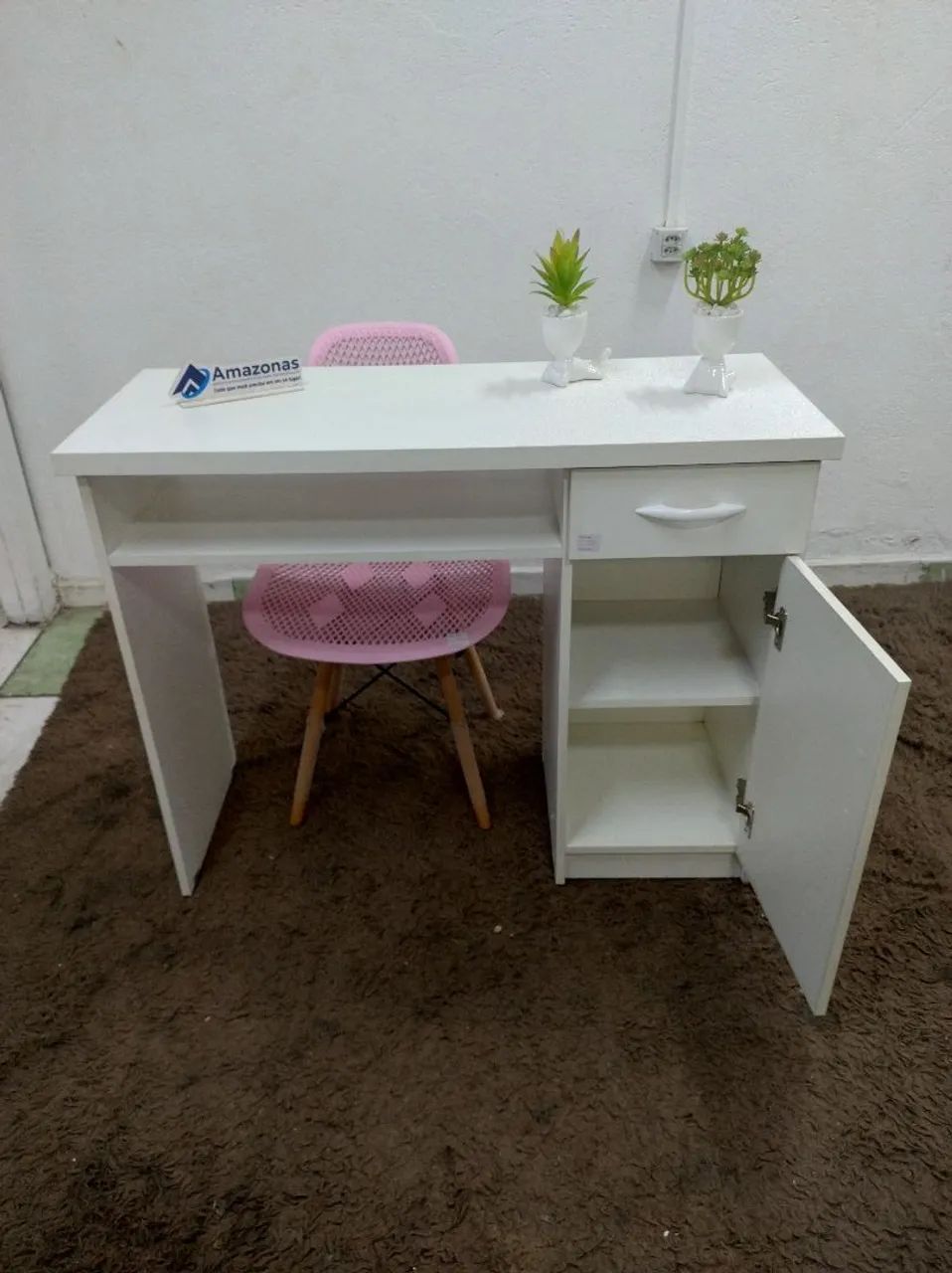 Mesa para Manicure - Porta e Gaveta  - Foto 3