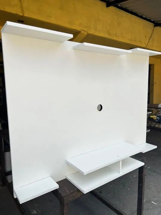 Painel de tv branco,,,, 50pol 