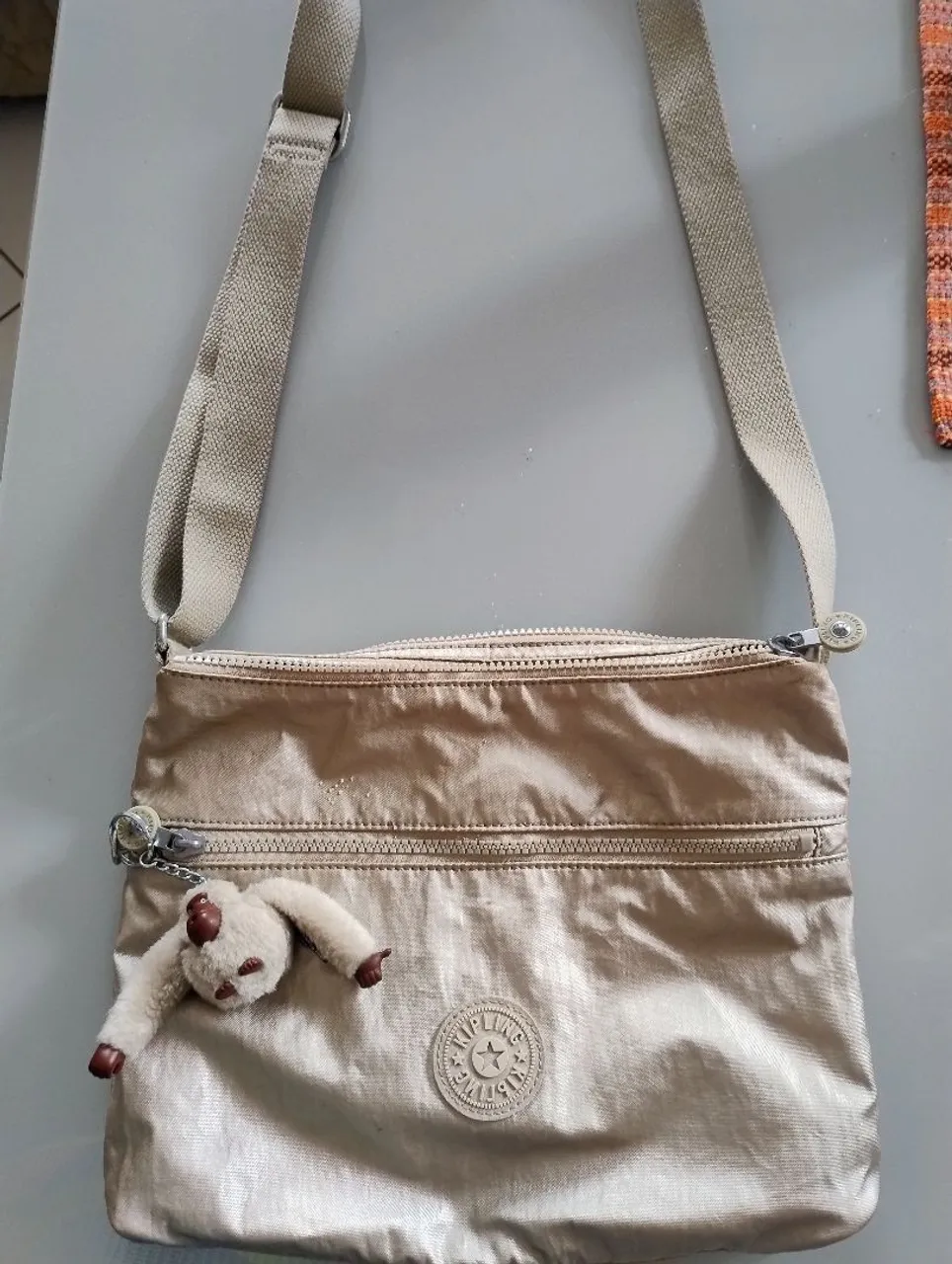 Bolsa Kipling Original Dourada