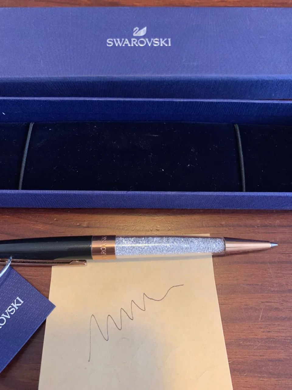 Caneta Swarovski cristais nunca usada  - Foto 4