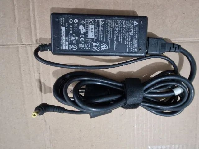 Fonte Carregador Delta ADP-65DB 65w Usada - Foto 2