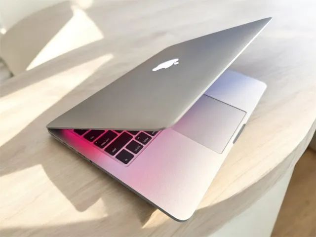 84 -MacBook Pro 13 2015 - 1TB de Armazenamento - Notebooks