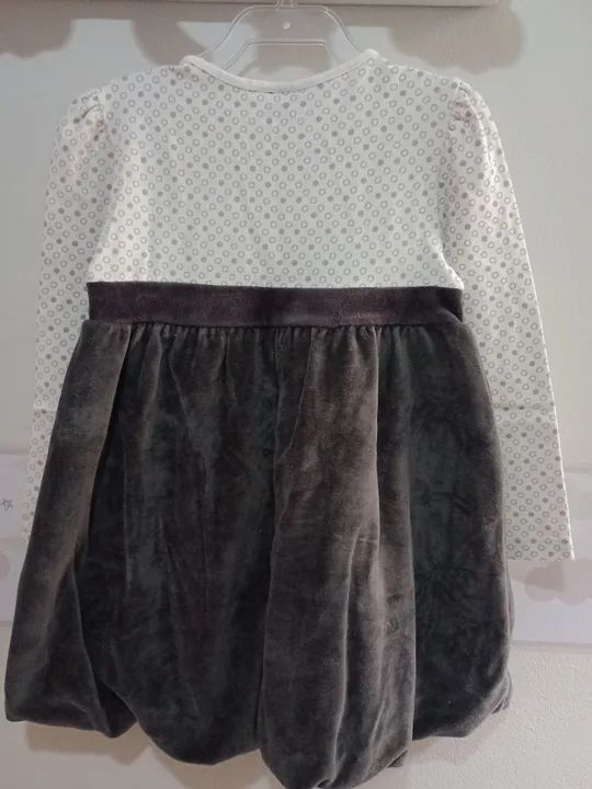 Vestido Infantil,Tam:2 Lindo e Delicado modelo balone,a parte de baixo é aveludado. - Foto 2