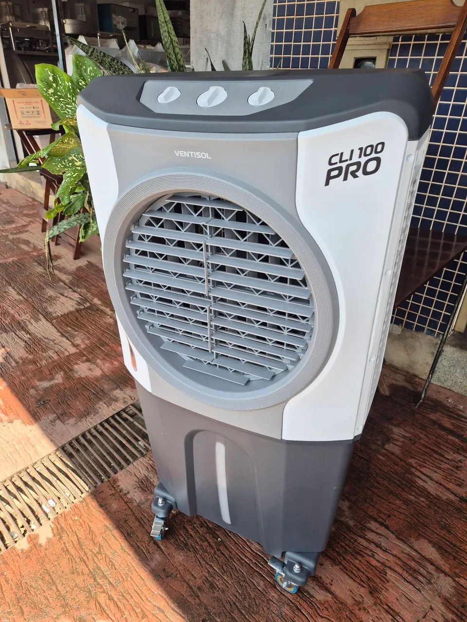 Climatizador de Ar Ventisol CLI 100 PRO - Novo - Foto 2