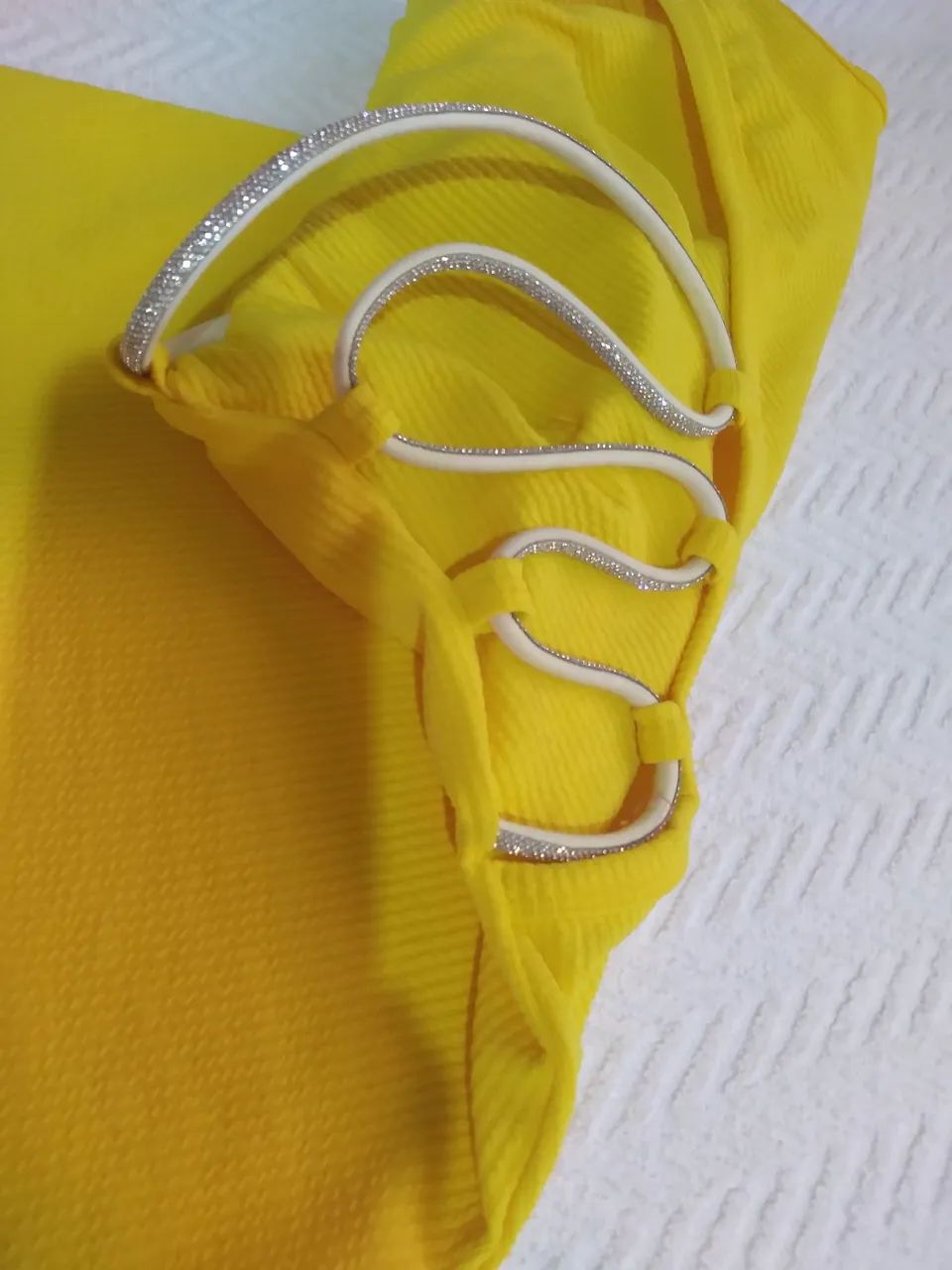 Vestido Amarelo Ombro Único - Foto 2