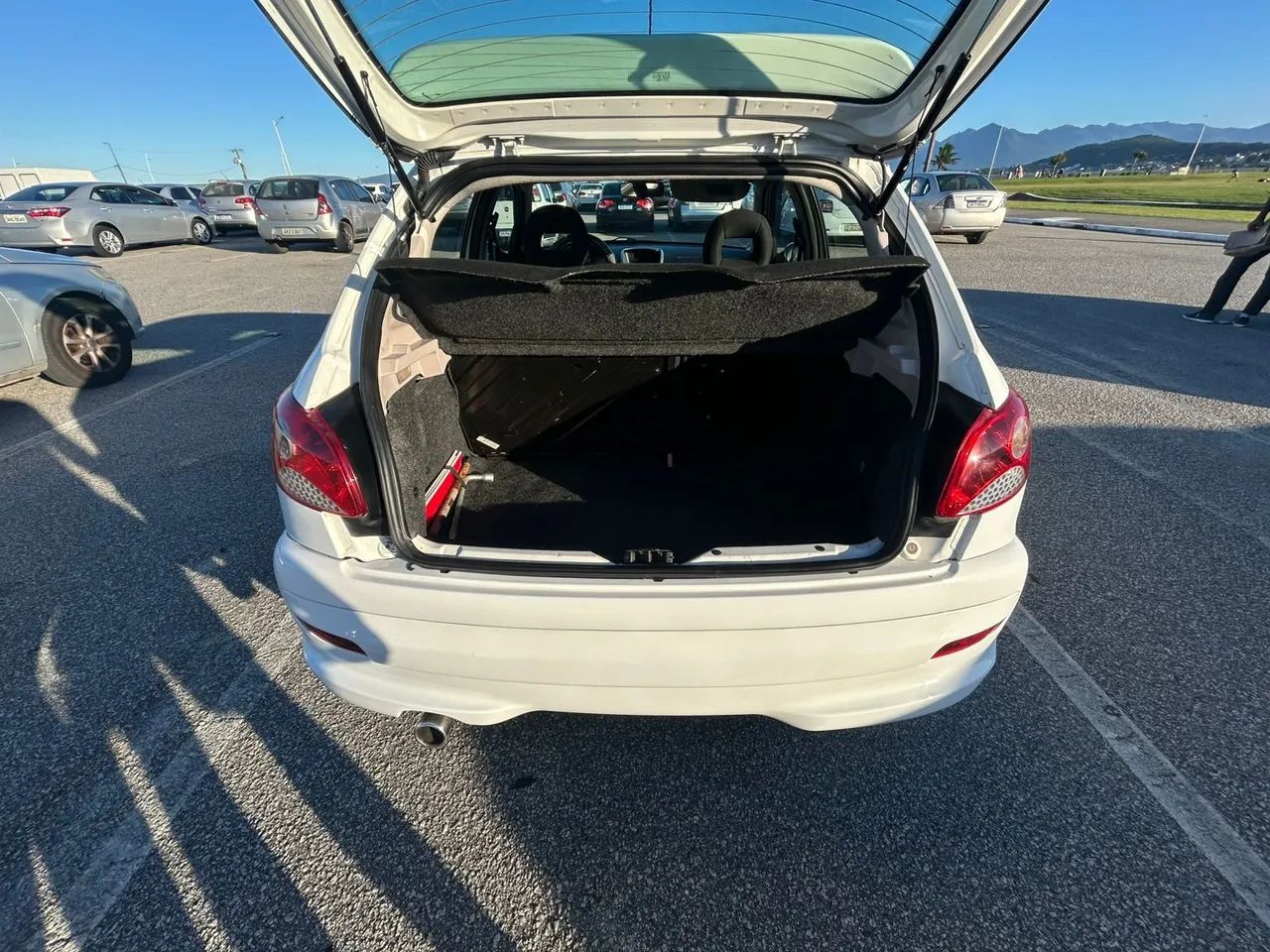 Vendo Peugeot 207 Quiksilver  - Foto 3
