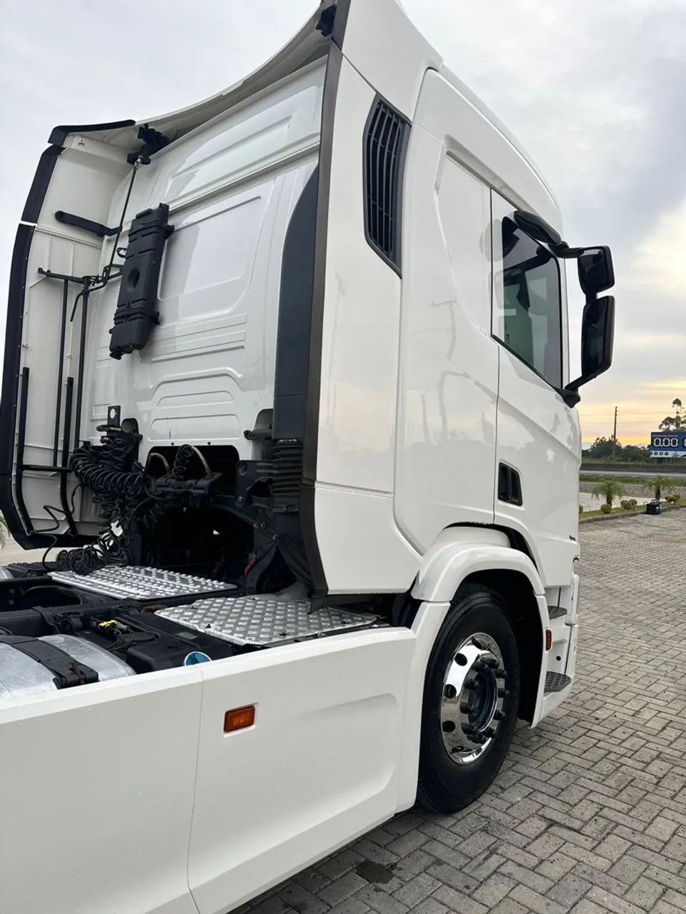 R450 6x2 impecável completo  - Foto 4