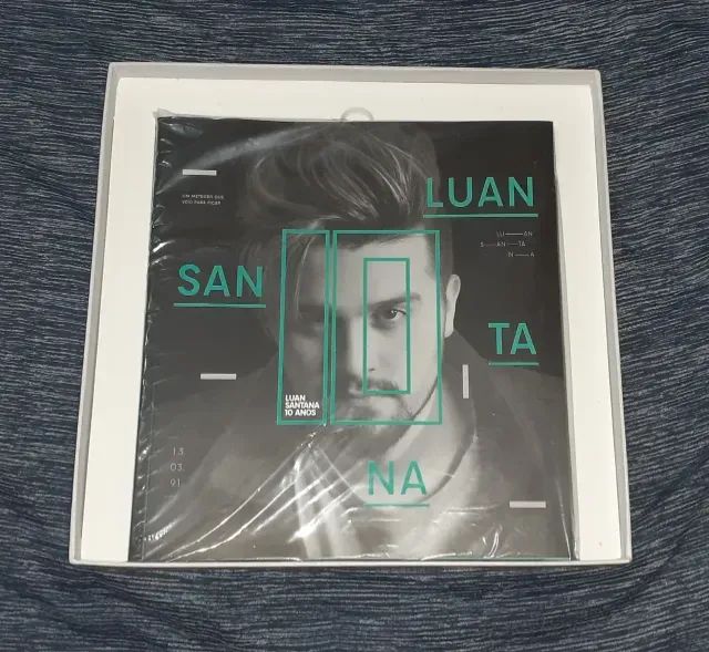 Livro - Luan Santana 10 Anos!!!