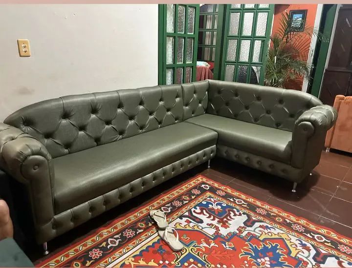 Sofá Clássico Chesterfield  - Foto 3