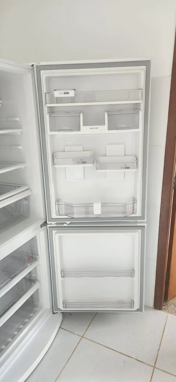 Geladeira Brastemp 443 Litros Frost Free Inverse 127V BRE57AK -JUATUBA-MG - Foto 4