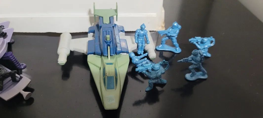 Super Raro Space Raiders anos 80 Gulliver na Caixa completo Naves e bonecos - Foto 5